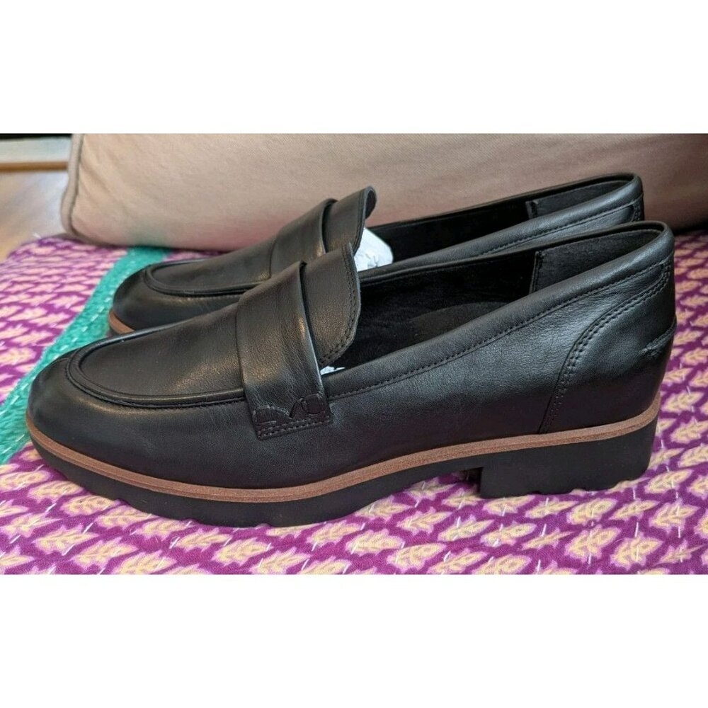 Vionic Black Leather Penny Loafers with Brown Trim - Picture 5 of 8